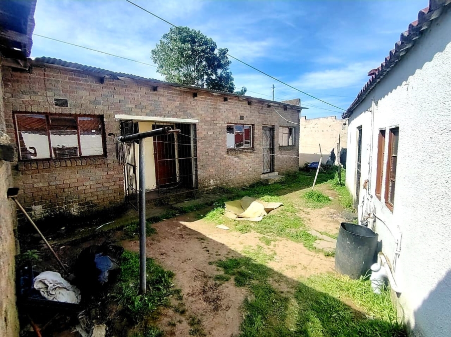 5 Bedroom Property for Sale in Mdantsane Nu 6 Eastern Cape